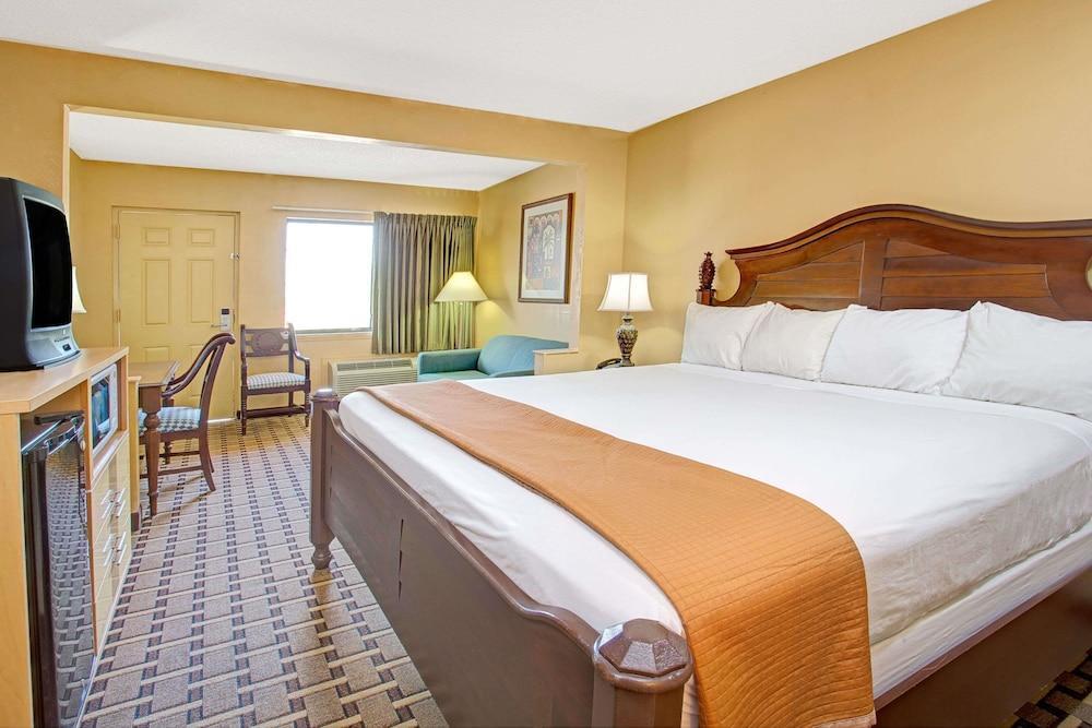Travelodge Suites By Wyndham Kissimmee Orange Kültér fotó
